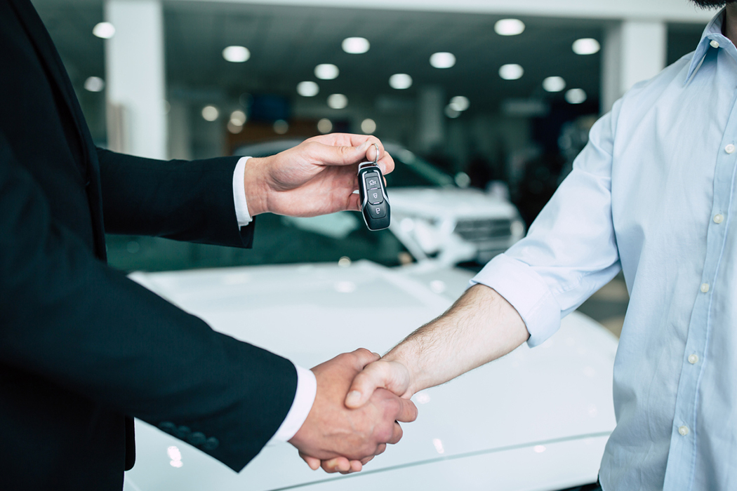 新車購入の流れとは？値引き交渉におすすめな時期や注意点
